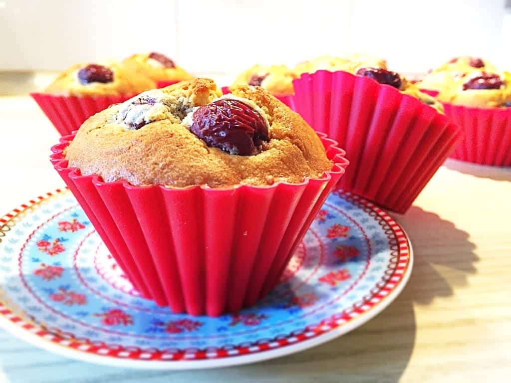Kirsch-Amaretto-Mandel-Muffins in Herzform