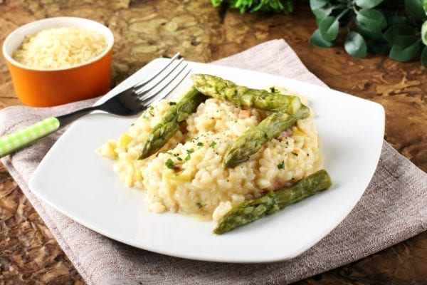 Spargel-Risotto mit grünem Spargel