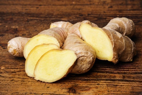 Ingwer ist ein Alleskönner - er wirkt antibakteriell, hilft gegen Kopfschmerz, Bauchweh und Erkältungen