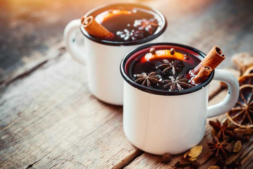Unser Glühwein-Rezept mit Weihanchtsgewürzen.