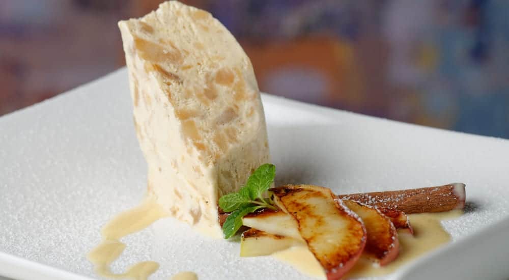 Traditionelles Weihnachts-Menü - Desset - Zimt-Parfait-Entdeckermagazin Miomente