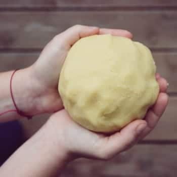 Miomente Weihnachtsrezept: Fertige Teigkugel