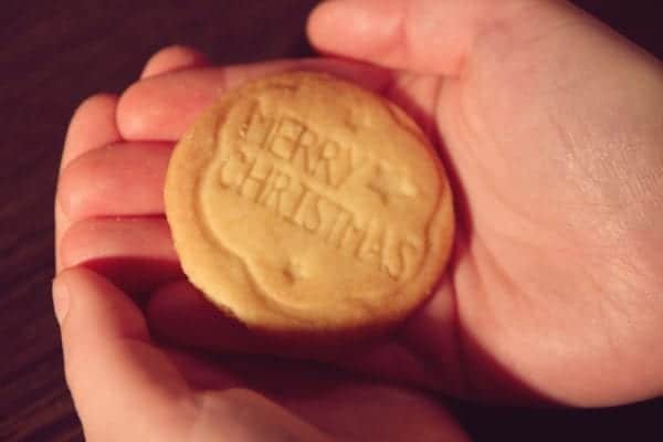 Miomente Weihnachtsrezepte für Cookies: Fertiger Keksstempel-Cookie