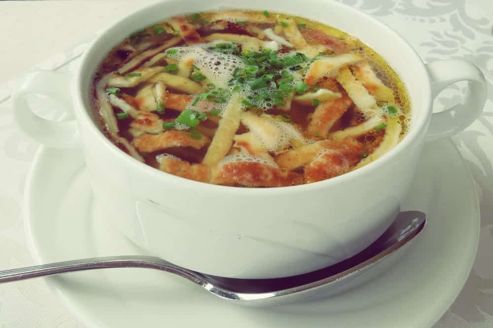 Rezept für eine typische österreichische Frittatensuppe
