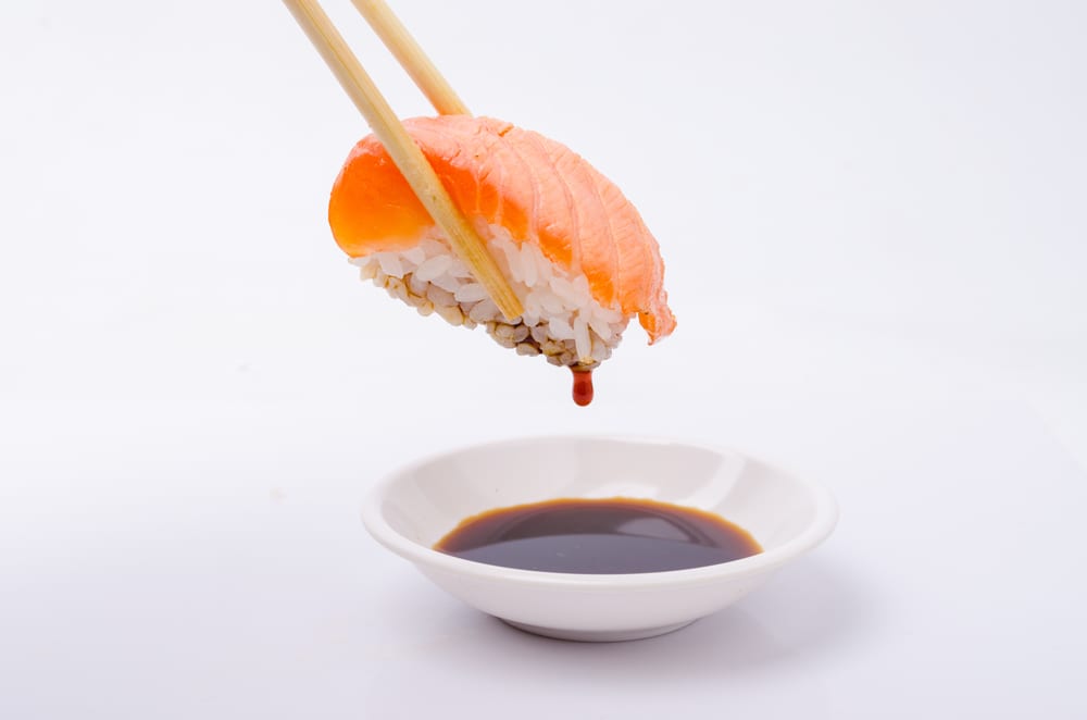 Sushi dippt man nie mit dem Reis in die Sojasauce