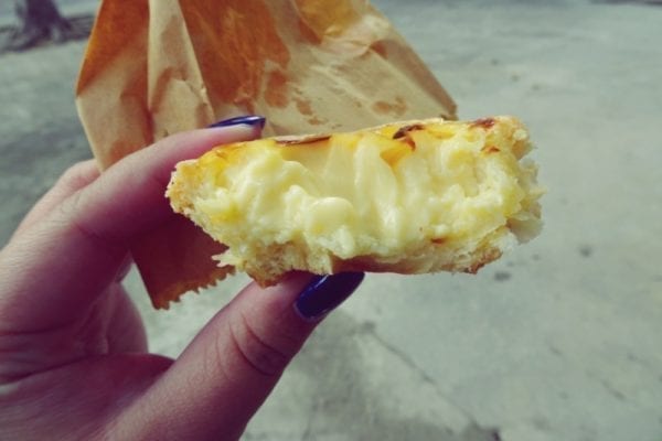 Cremige Füllung: wir backen ein super Pastel de Naat - Entdeckermagazin- Miomente