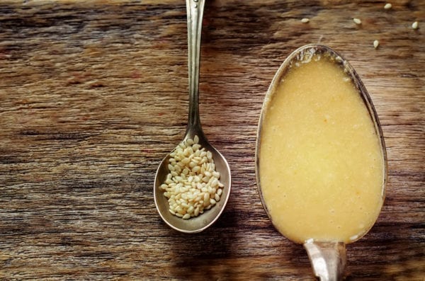 Tahini oder Tahina - Sesampaste Miomente Entdeckermagazin