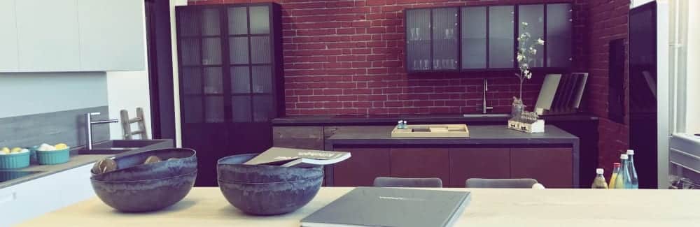 Kochschule und Location Küchen und Möbel in Stuttgart - Vegane Kochkurse bei Silvia Lehmann | Miomente Entdeckermagazin