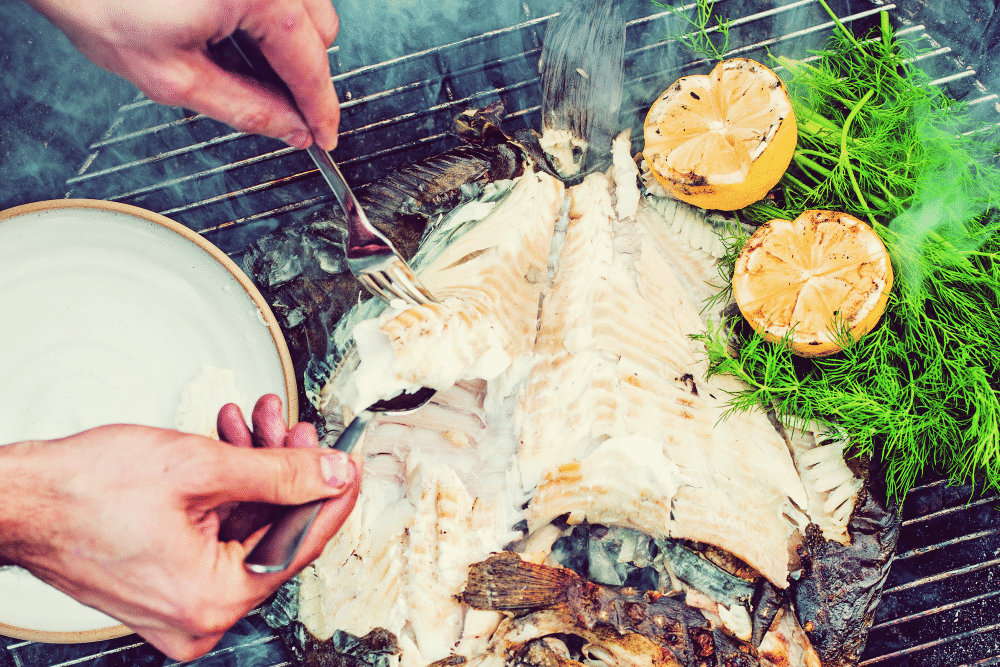 Kochbuch "Das Lagerfeuer Kochbuch" von Niklas Ekstedt - 95 Gerichte für draußen | Miomente Entdeckermagazin