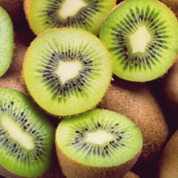 Rezept für Mini-Obst-Törtchen - Kiwi | Miomente Entdeckermagazin