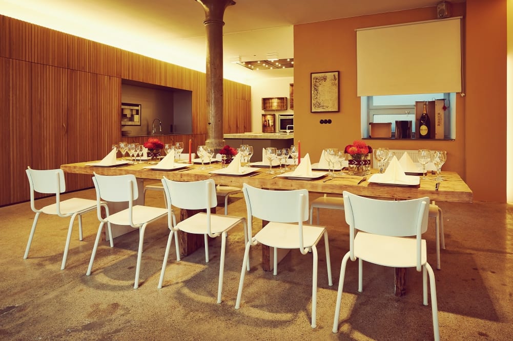 "München kocht" Location von den Munich Brew Mafia aus München - Bierexperten Dario Stieren und Niklas Zerhoch: Eigenprodukt Don Limone – Miomente Entdeckermagazin