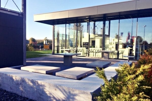 Exklusive Firmenevents und einzigartige Kochmomente bei "mein Kochstudio" in Stuttgart mit Profikoch Thomas Grau - Atemraubende Location aus Glas | Miomente Entdeckermagazin