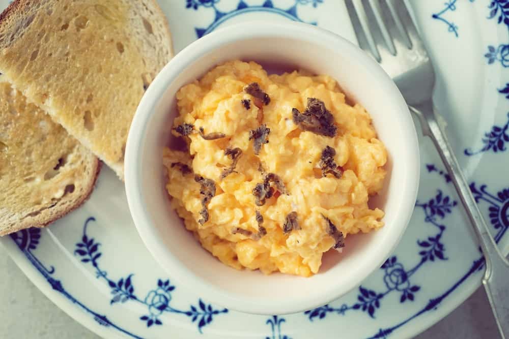 Wie mache ich Rührei - Rührei mit Trüffel - Entdeckermagazin - Miomente