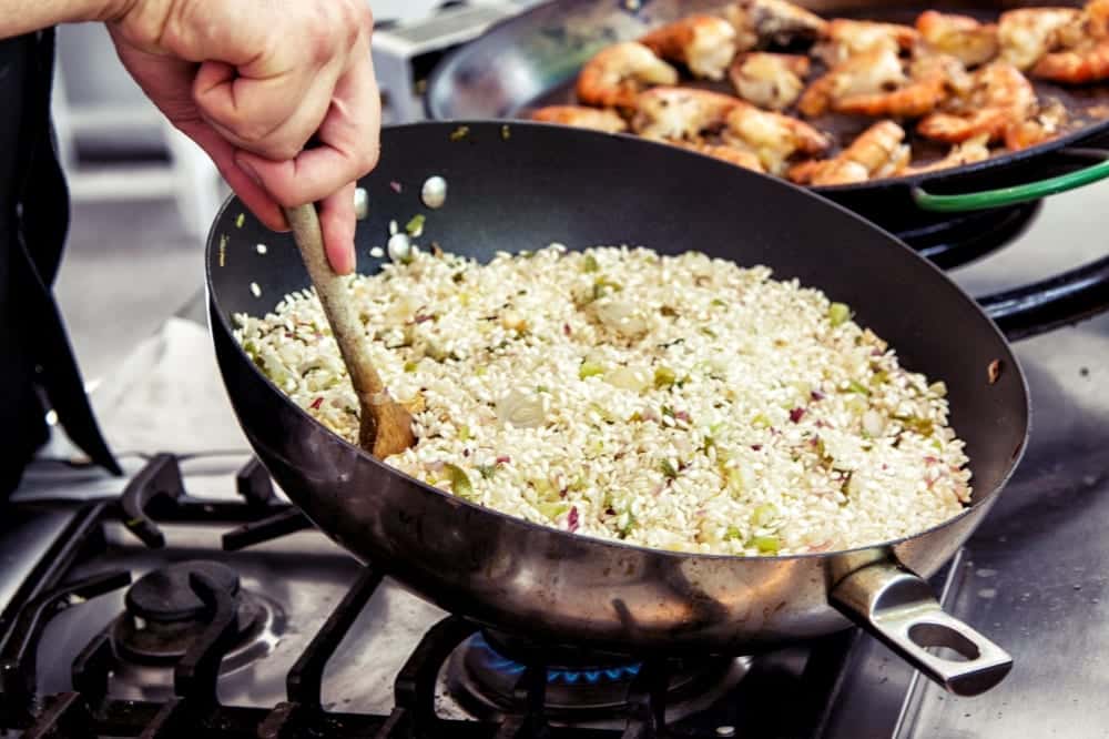 Raffaele Trongones Geheimtipps aus der italienischen Küche – Alles über Tomatensaucen, Risotto, Panna Cotta und Arancini | Miomente Entdeckermagazin