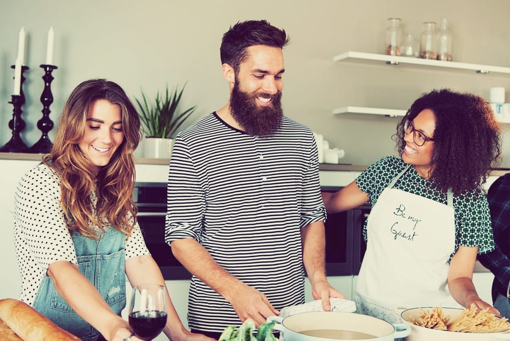 Kochbuchrezenison: Lagom – das Kochbuch im Entdeckermagazin von Miomente