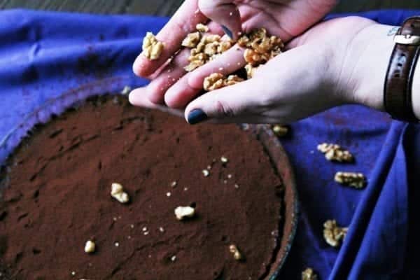 Rezept für einen saftigen Schokoladekuchen mit roter Bete, Feigen und Walnüssen – Rezept für Clean Eating oder Paleo | Miomente Entdeckermagazin