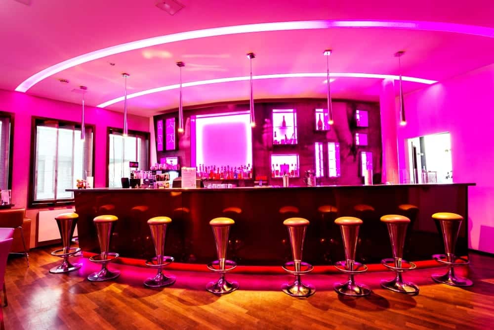 Eventlocation Tanzhaus in Bonn – Tanzen & Whisky genießen beim Whisky-Tasting mit Ralph Gemmel | Miomente Entdeckermagazin