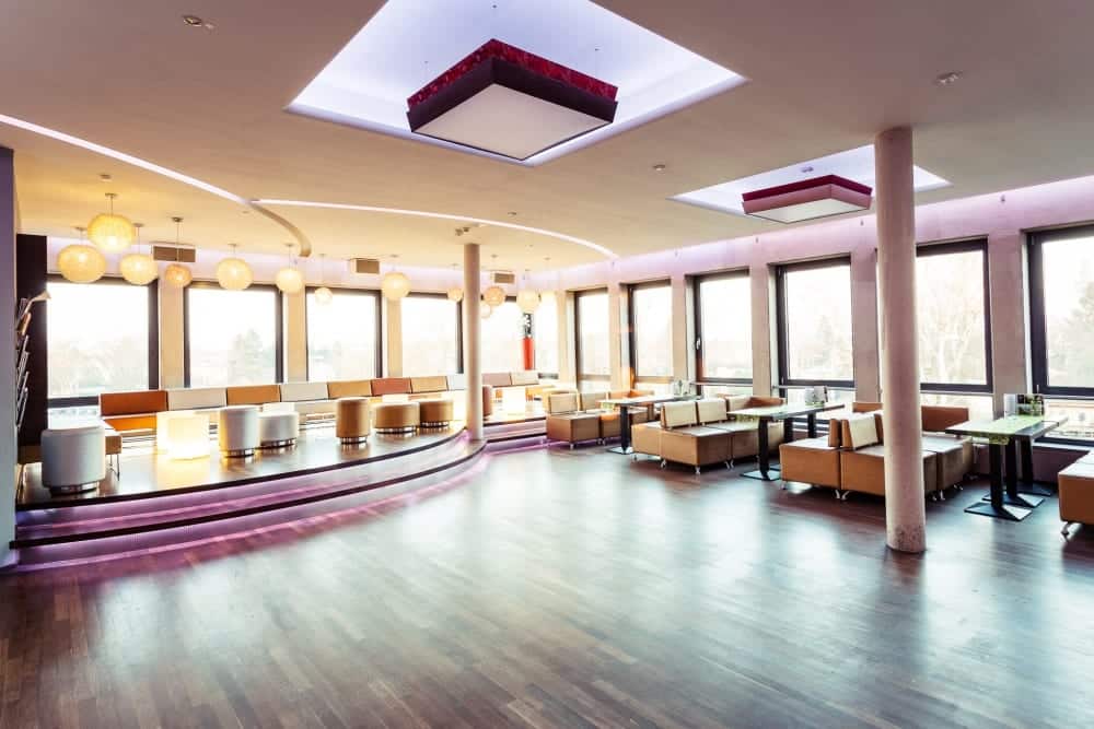 Eventlocation Tanzhaus in Bonn – Tanzen & Whisky genießen beim Whisky-Tasting mit Ralph Gemmel | Miomente Entdeckermagazin