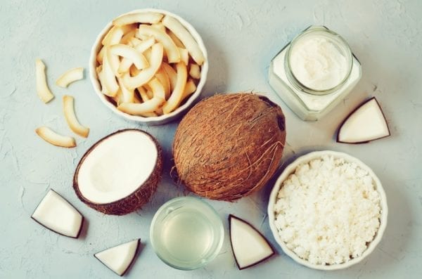 Kokosnussprodukte - Kokosnuss-Chips, kokosmilch, Kokosflocken, Kokosfleisch, Kokoswasser - Entdeckermagazin - Miomente