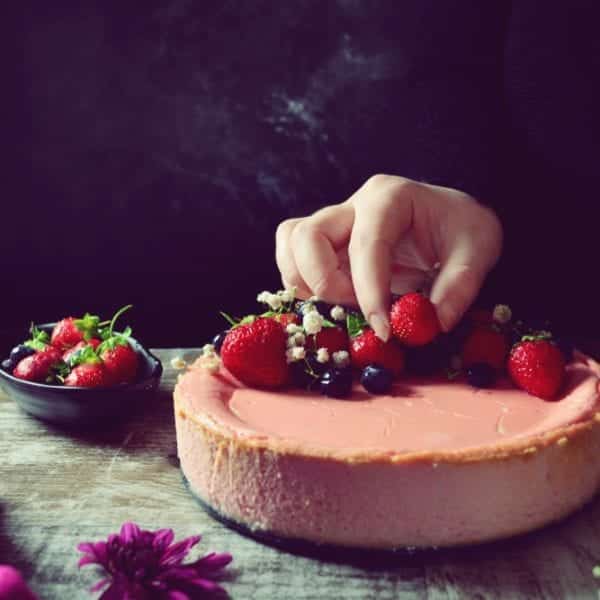 Dekoration vom Käsekuchen-mit-Erdbeeren - Entdeckermagazin - Miomente