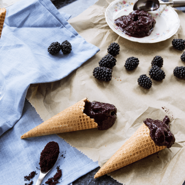 Eis selber machen: Eis in der Waffel - Entdeckermagazin Miomente