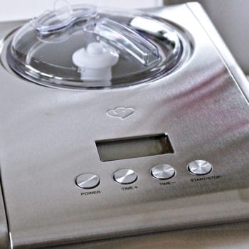 Eis selber machen: Eismaschine Emma von Springlane im Test - Entdeckermagazin Miomente