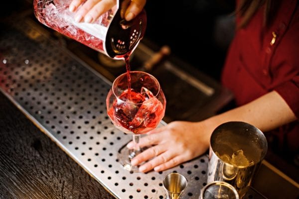 Bar-Equipment-Quiz: Was brauche ich für meine Hausbar: Strainer | Entdeckermagazin Miomente