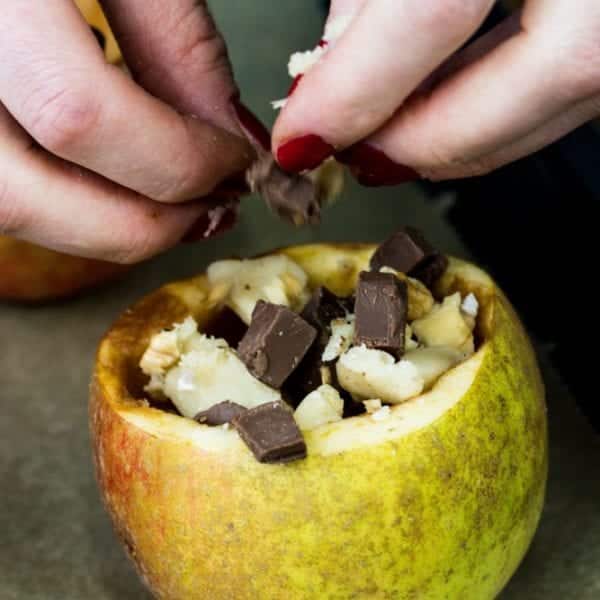 Bratäpfel füllen. Entdeckermagazin Miomente