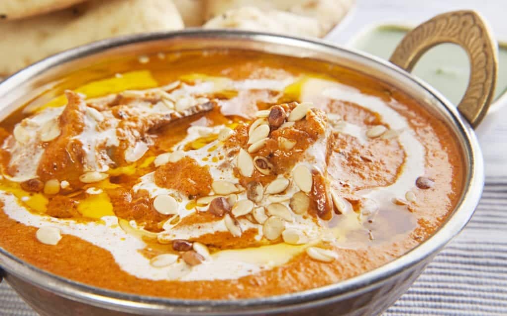 Rezept für indisches Butter-Chicken mit Naan | Entdeckermagazin Miomente