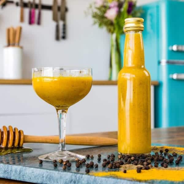 Ingwer-Shot mit Kurkuma