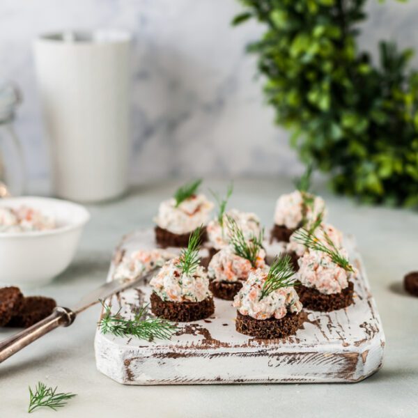 Forellencreme mit Räucherforelle und grünem Pfeffer