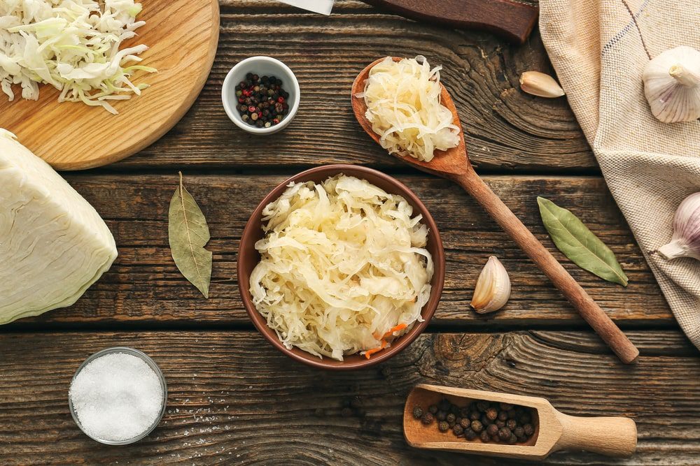 Sauerkraut und Gewürze