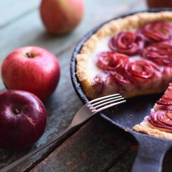 Apfelrosen-Kuchen mit Vanillecreme