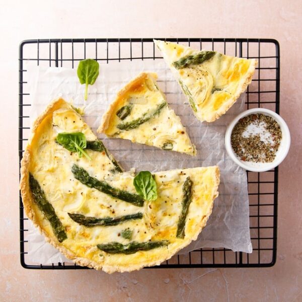Quiche mit grünem Spargel