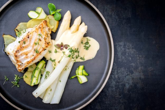 Saisonaler Kochkurs Köln – Spargel mit Fisch