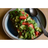 Thai-Kochkurs Köln – Avocado-Erdbeer-Salat