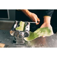 Frische Pasta selber machen - gründe Spinatpasta