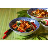 Asia-Kochkurs Stuttgart: Wok-Gericht mit Tofu und Gemüse