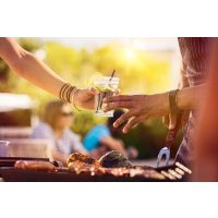 Gin-Tasting Stuttgart – Drink beim Barbecue