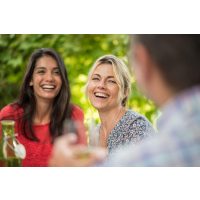 Gin-Tasting Stuttgart – fröhliche Runde im Garten