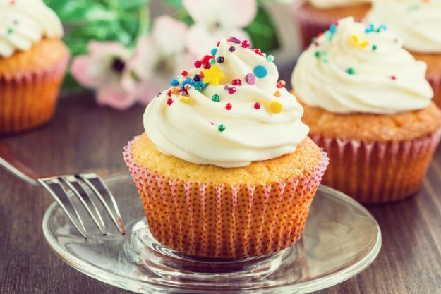 Cupcake-Kurs Berlin-Mahlow – Cupcakes mit bunten Streuseln