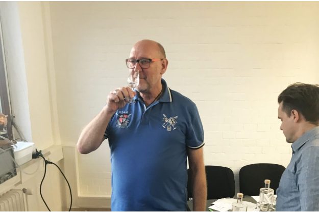 Gin selber machen Berlin – Gin-Tasting