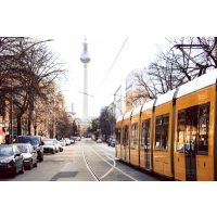 Kulinarische Stadtführung Berlin – Blick auf den Fernsehturm am Alexanderplatz