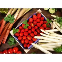 Vegetarischer Kochkurs Berlin – Spargelsaison mir Rhabarber und Erdbeeren