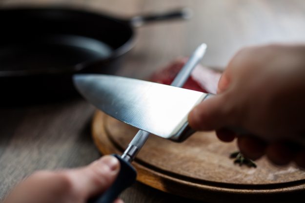 Geschenk-Gutschein-Kochkurs – Messer wetzen