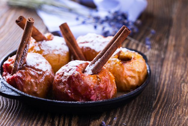 Weihnachtsfeier mit Teamkochkurs in Regensburg – Brataepfel