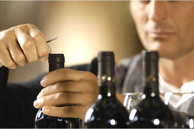 Weinseminar Regensburg - Rotwein öffnen