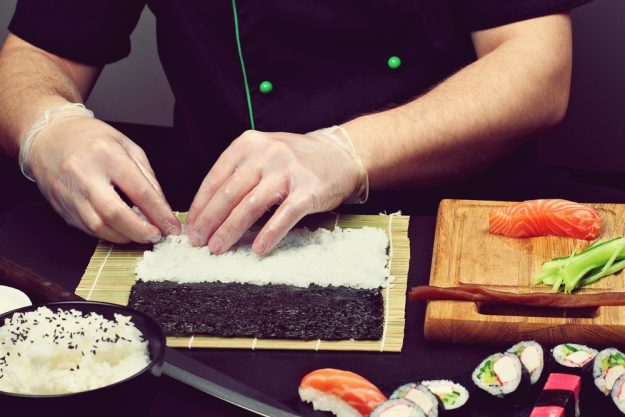 Sushi-Kochkurs Wuppertal – Sushi rollen