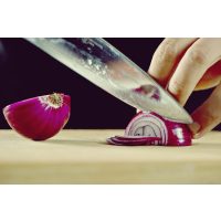 Israel Kochkurs Wuppertal –  Zwiebel schneiden 