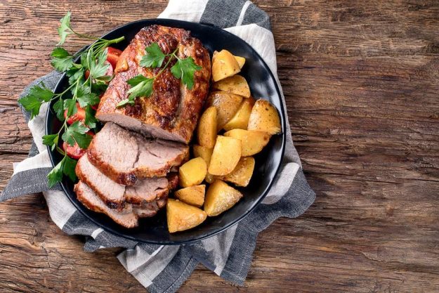Bayerischer Grillkurs München – Schweinebraten und Bratkartoffeln